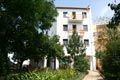 Bely Hotel, Saki